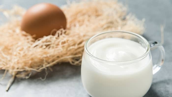  Can you use Greek yogurt instead of eggs for brownies?