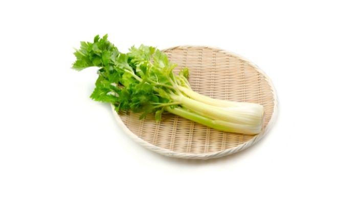  Does celery cause sleepiness?