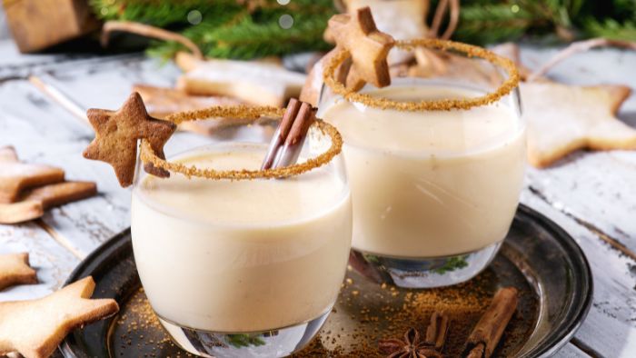  What brandy is best for eggnog?